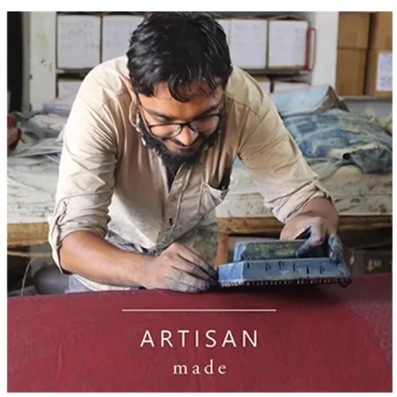 Ajrakh handmade and block printed in India dress - Picture 7 of 7